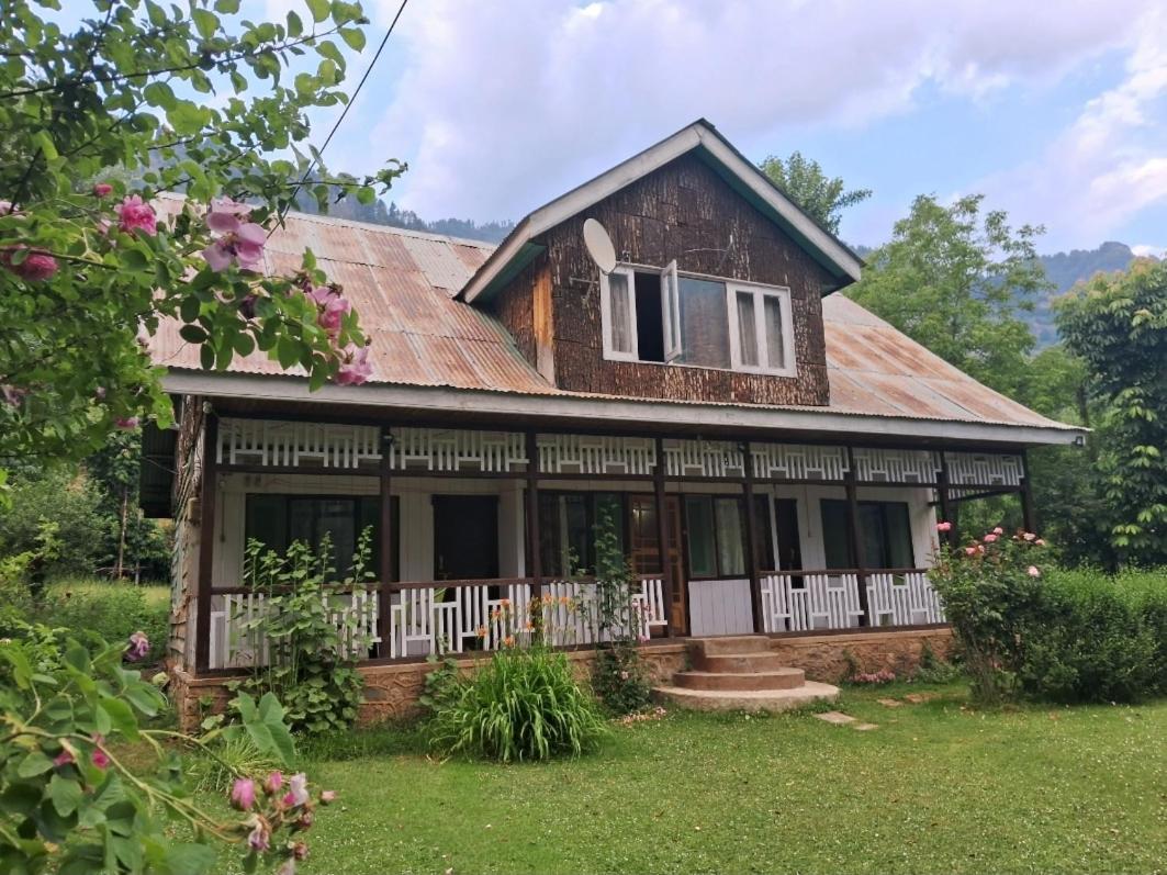 Pk Cottage Pahalgam Bagian luar foto